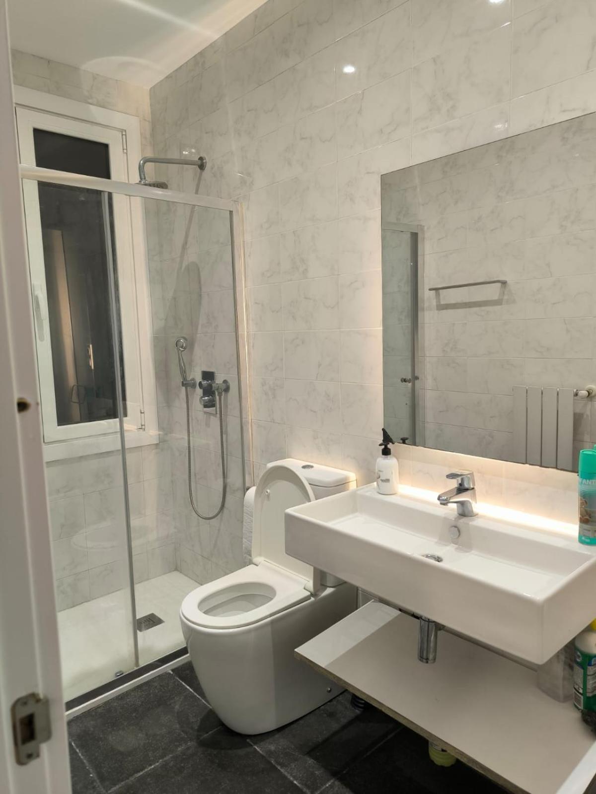 18 Habitacion En Vivienda Centrica Билбао Екстериор снимка